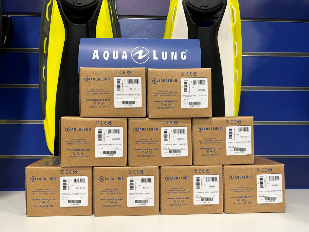 Just Arrived! New Aqualung i770R Computers x9!